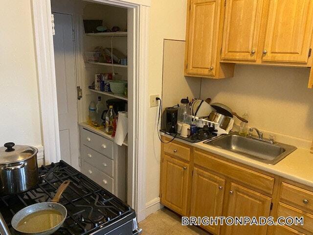 Building Photo - 135 Washington St