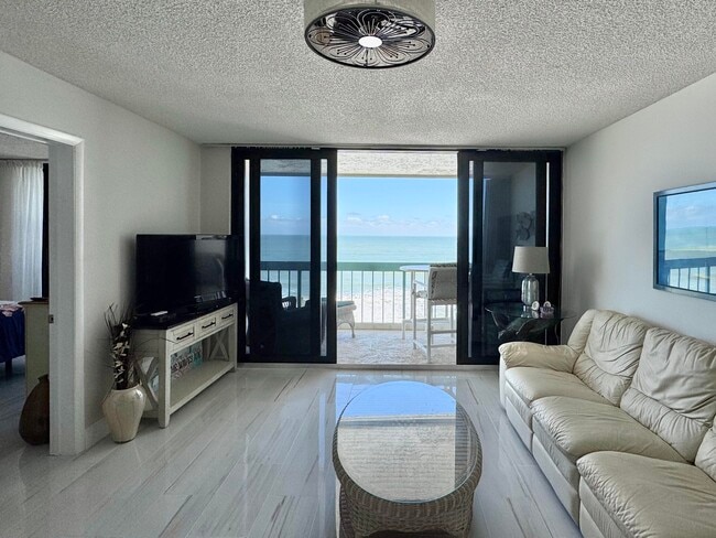 Foto del edificio - 9940 S Ocean Dr