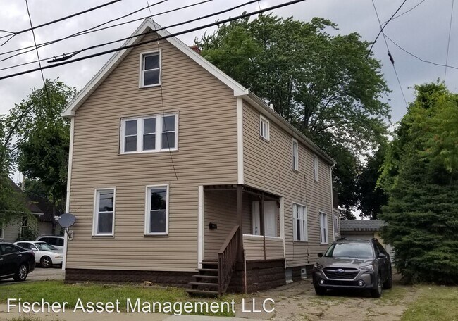 Building Photo - 2 br, 1 bath Apartment - 4710 Storer Ave. ...