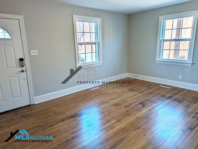 Foto del edificio - 2414 Albany St