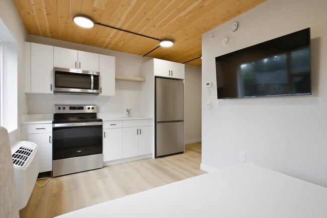 Building Photo - College Station Apartments