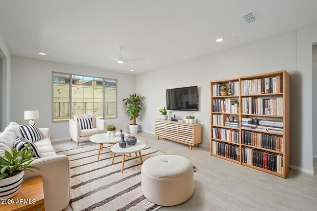 Foto del edificio - 13542 W Copper Leaf Ln