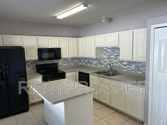 Foto del edificio - 4350 Boca Woods Dr