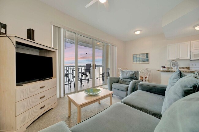 Foto del edificio - 8800 Bay Pines Blvd