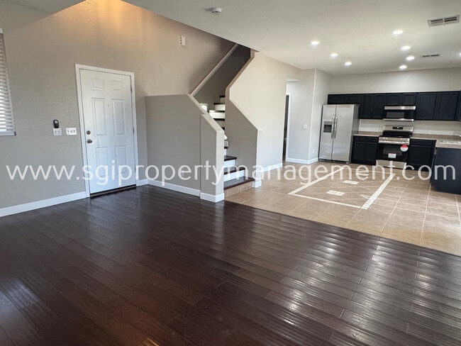 Foto del edificio - 1909 N 103rd Ln