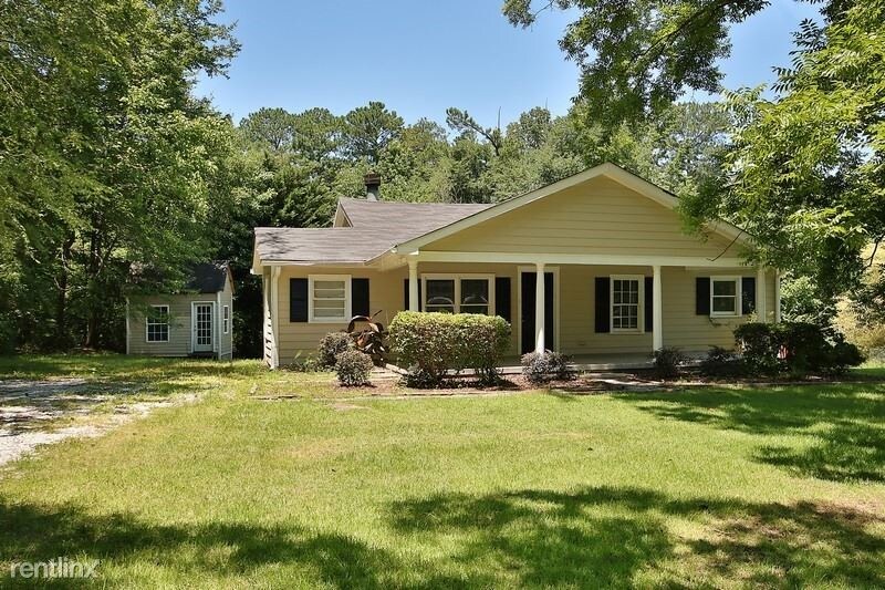 Primary Photo - 3 br, 1 bath House - 4251 Klondike Rd