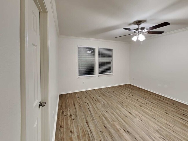 Foto del edificio - 19814 Rustic Lake Ln