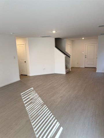 Building Photo - 205 Bable Run Dr