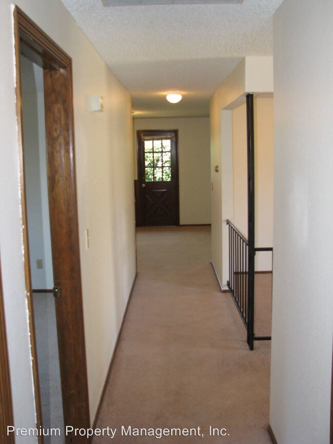 Foto del edificio - 3 br, 2 bath House - 3849 Wilma Court NE