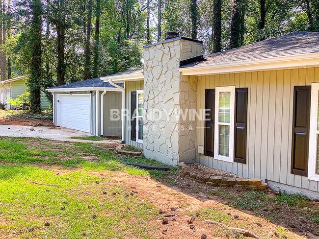 Foto del edificio - 5391 Hall Cir
