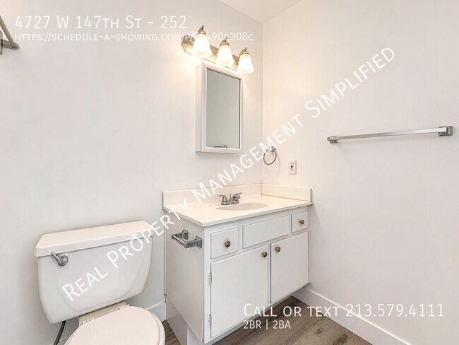 Foto del edificio - 4727 W 147th St