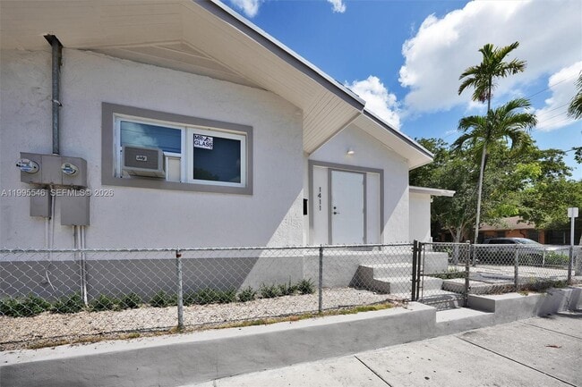 Foto del edificio - 1411 SW 3rd St