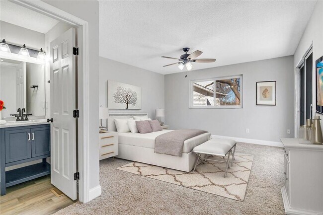 Foto del edificio - 11203 Sherwood Oak Ct