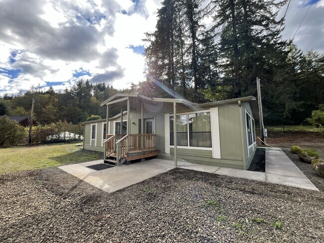 Foto del edificio - Charming 2-Bed, 2-Bath Country Retreat wit...