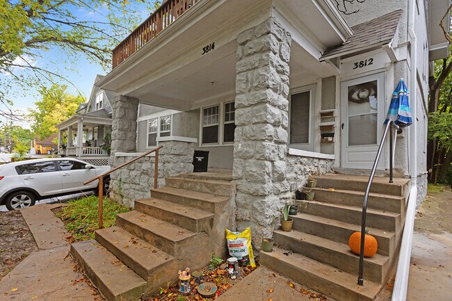 Building Photo - 3812 Wyoming St