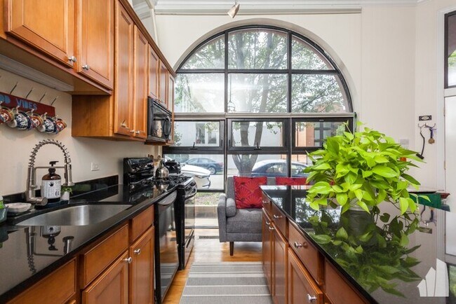 Foto del edificio - 1717 N Paulina St