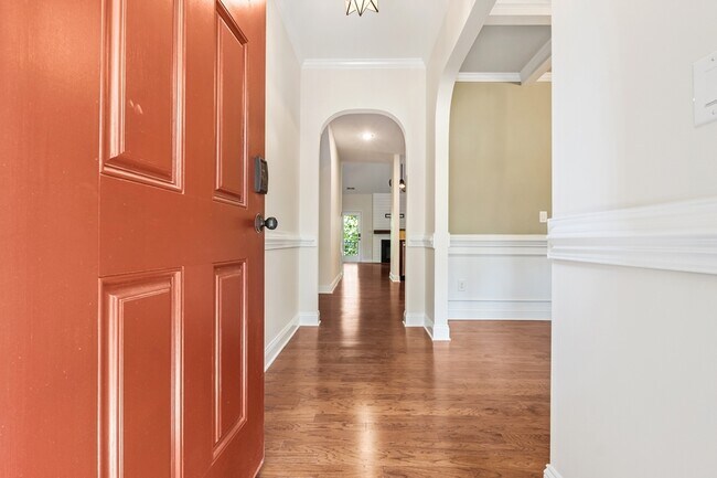Foto del edificio - 1 Catalpa Ln N