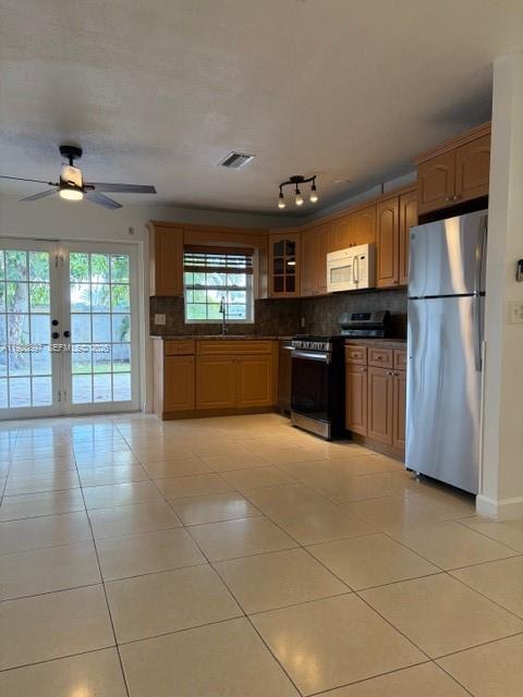 Building Photo - 2580 NW 89th Ave