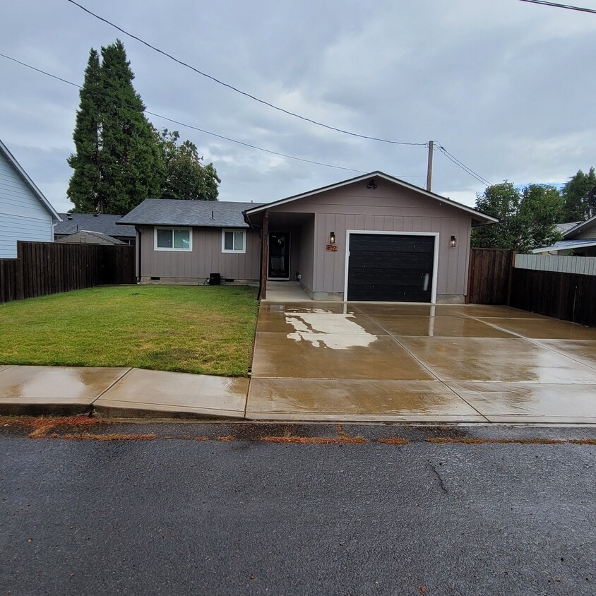 539 Scott Ave, Creswell, OR 97426 House Rental in Creswell, OR