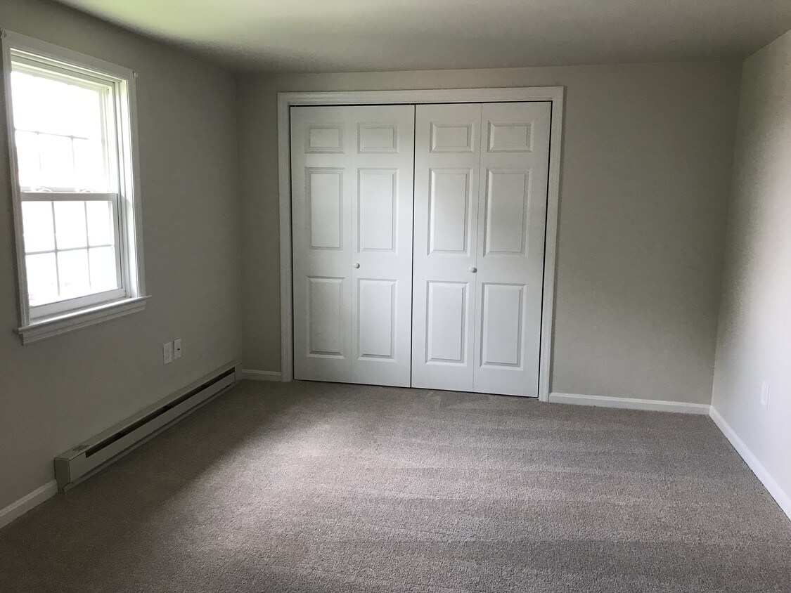 bedroom 1 - 44 Janis Rd