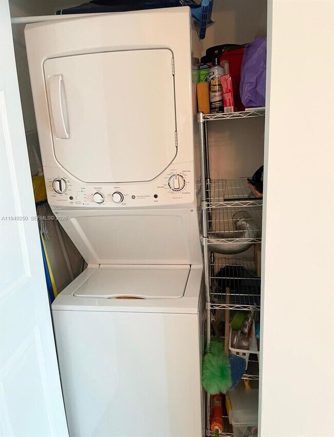 Foto del edificio - 2101 Brickell Ave