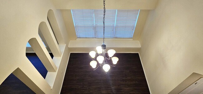 Foto del edificio - 1117 Caudle Ln