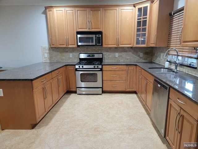 Foto del edificio - 50A E Edsall Blvd