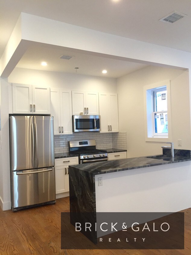 Foto principal - 840 Franklin Ave