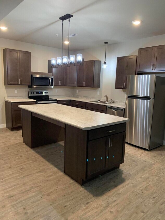 378 Panther Pass, West Salem, WI 54669 Apartment for Rent in West