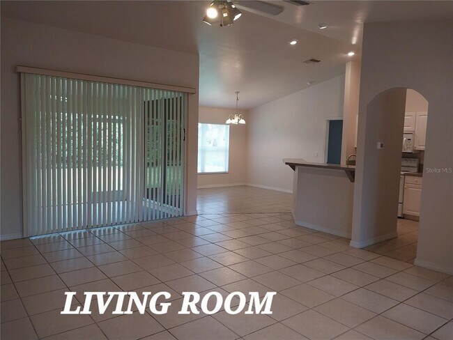 Building Photo - 1695 Gauguin Rd