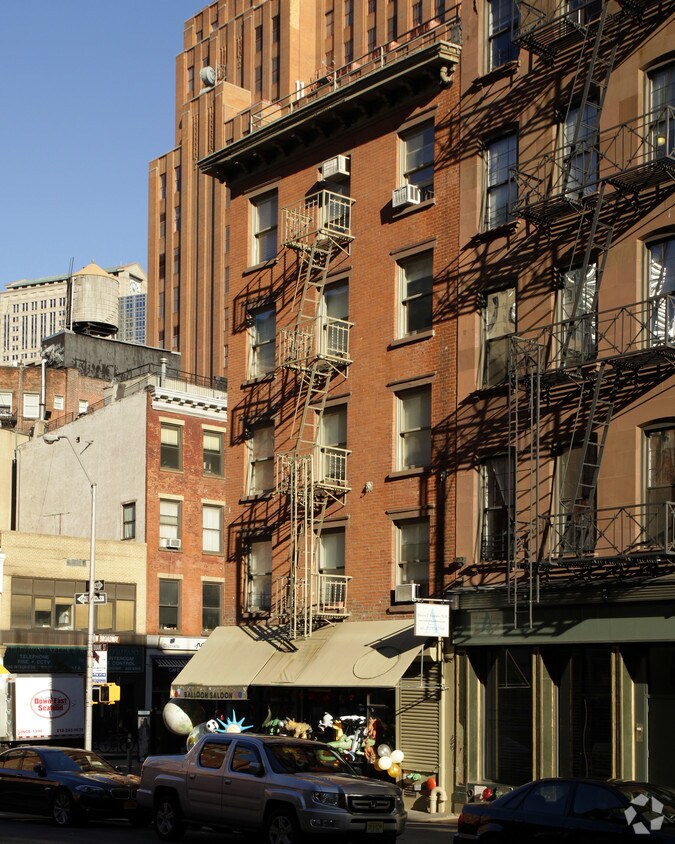 Primary Photo - 133 W Broadway