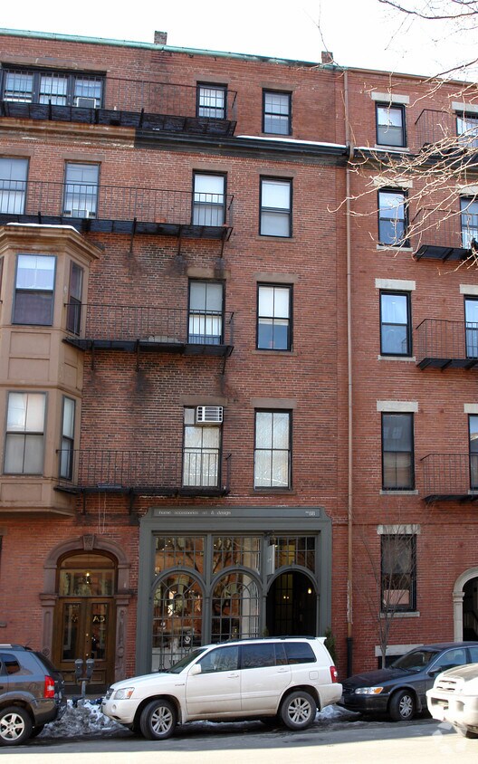 Foto del edificio - 88 Charles St