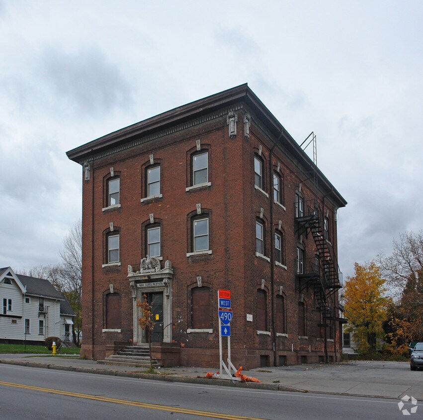 Foto del edificio - 464 Lyell Ave