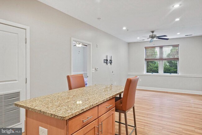 Foto del edificio - 1800 Wilson Blvd