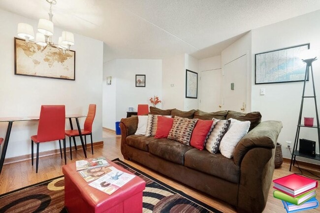 Building Photo - 136 W 117th St