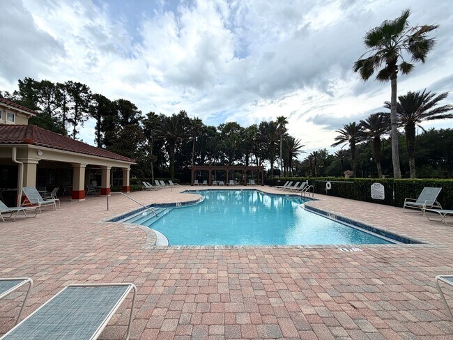Foto del edificio - 13527 Montecito Pl