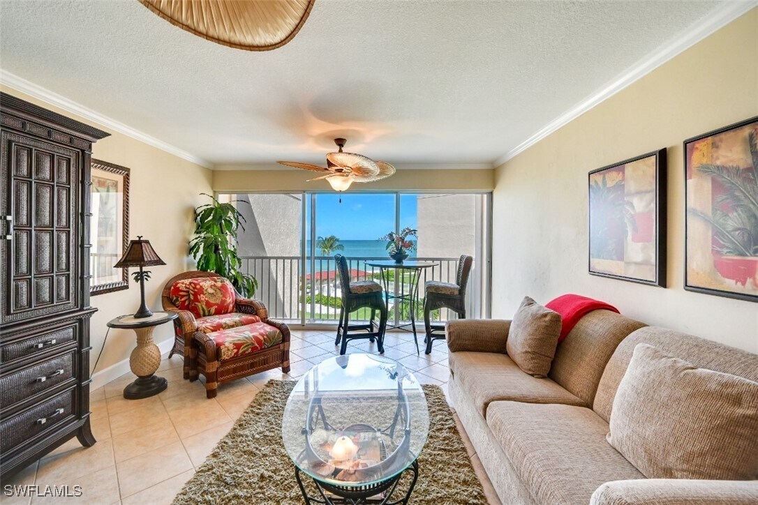 Foto principal - 25850 Hickory Blvd