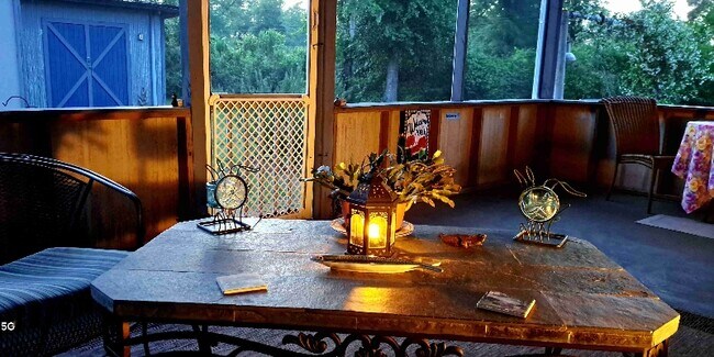 Foto del edificio - 2175 John Thursby Rd