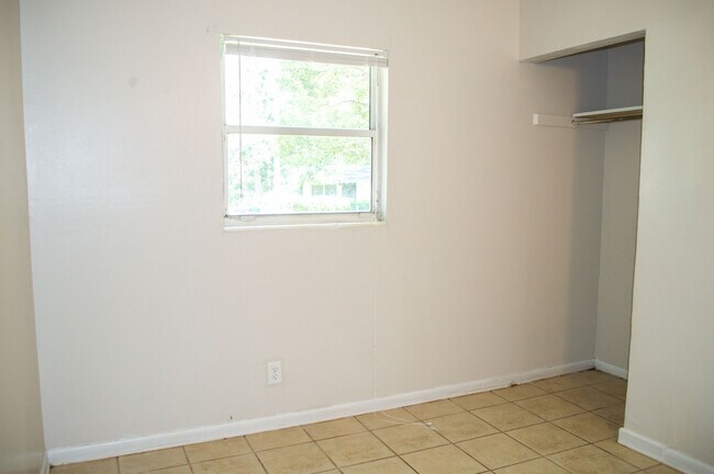 Foto del edificio - Cozy Home Off Lake Bradford!