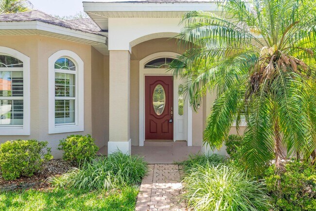 Foto del edificio - 24 Lakecliff Dr