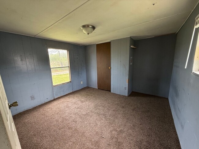 Building Photo - 8410 Hawkinsville Rd