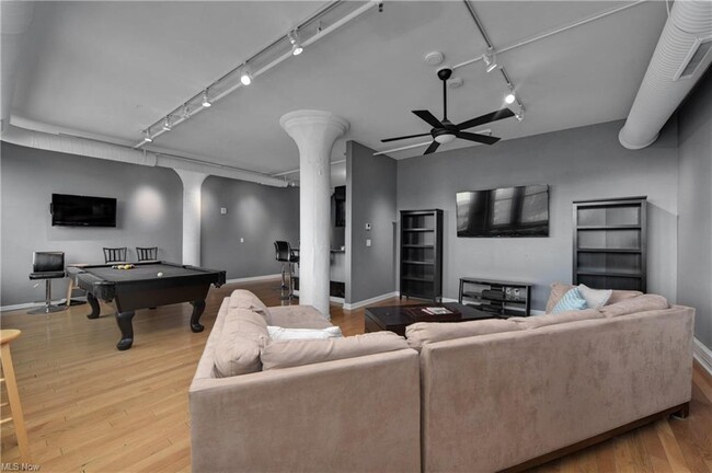 Foto del edificio - 2077 E 4th St