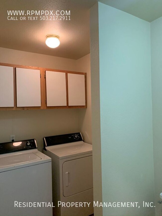 Building Photo - Orchard Hill Condo in the Heart of Tualatin!