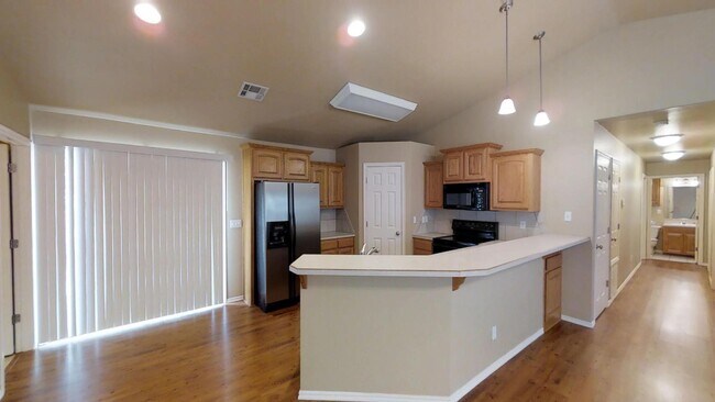 Building Photo - 2311 Timbercrest Dr
