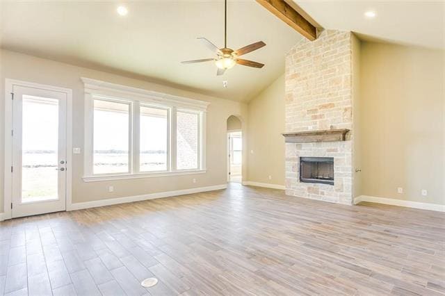 Building Photo - 320 Oar Wood Dr
