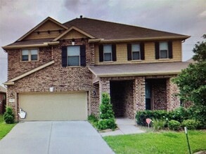 Building Photo - 16522 Old Saybrook Dr