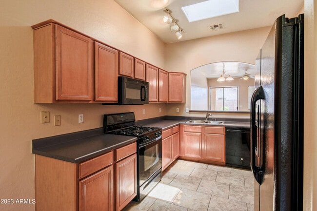 Building Photo - 10347 E Caribbean Ln