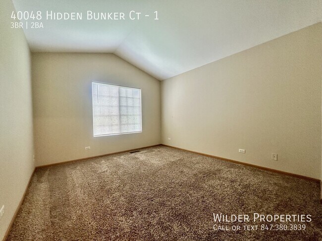 Foto del edificio - 40048 Hidden Bunker Ct