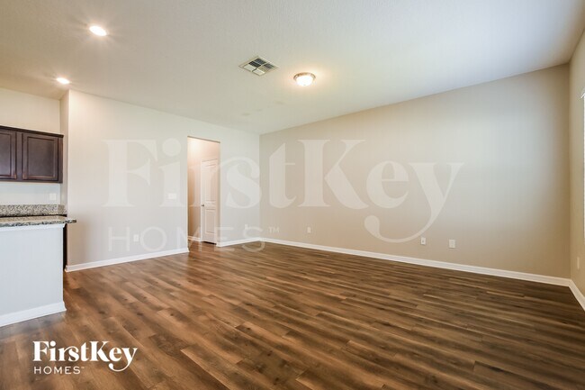 Foto del edificio - 3941 Saltmarsh Loop