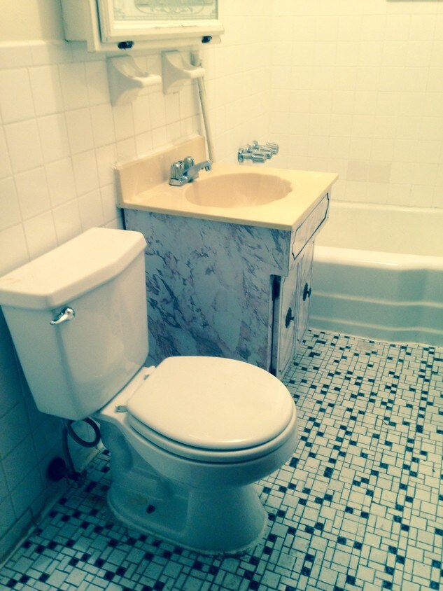 Building Photo - 22-08 120th St